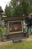 Altar-hineintragen-Apr-2016